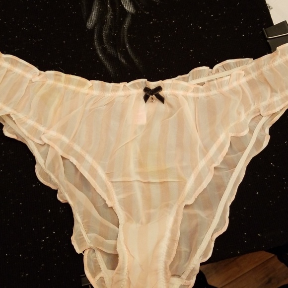 Victoria secret nighty - Picture 7 of 7